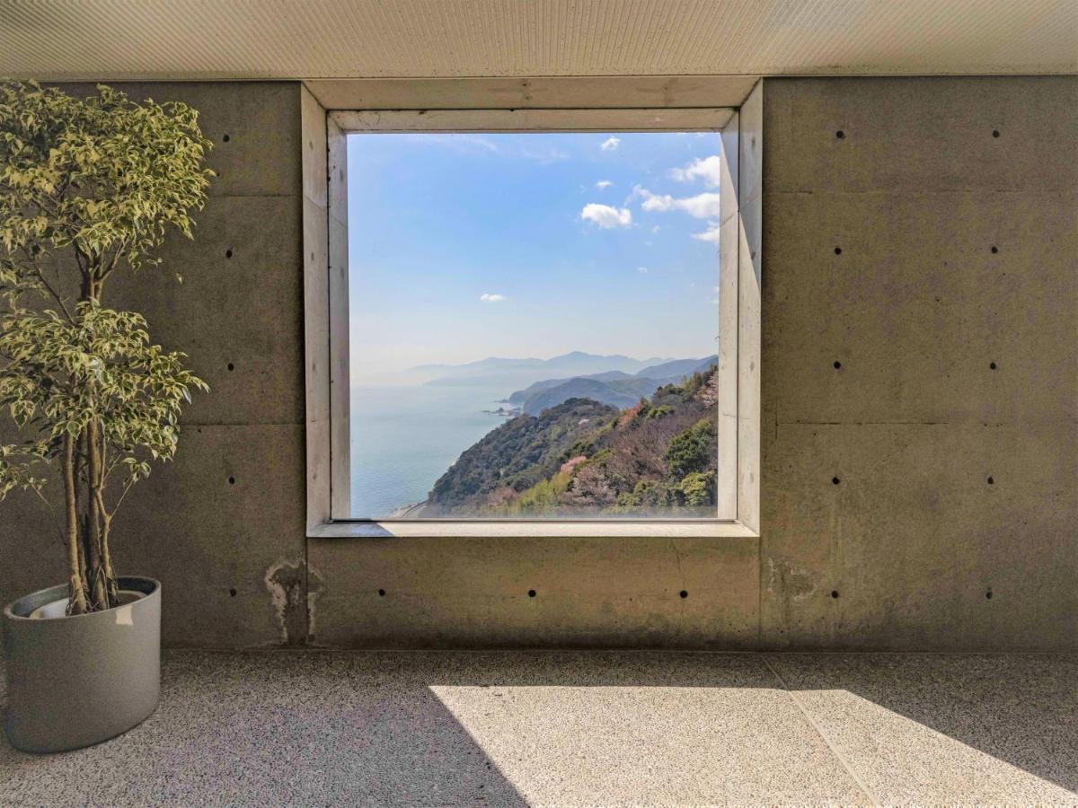 Toto Seawind Awaji Hotel Exterior foto