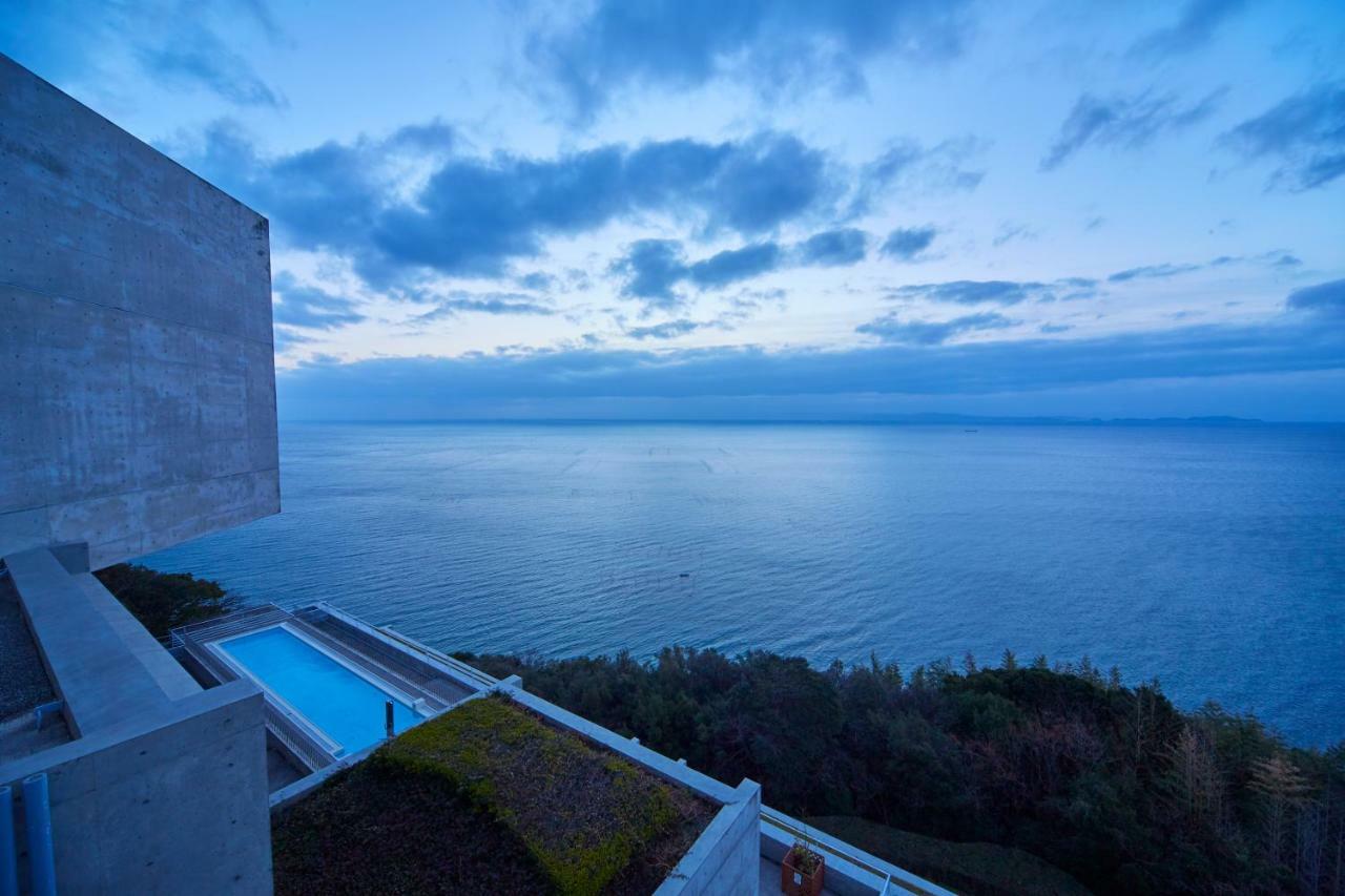 Toto Seawind Awaji Hotel Exterior foto